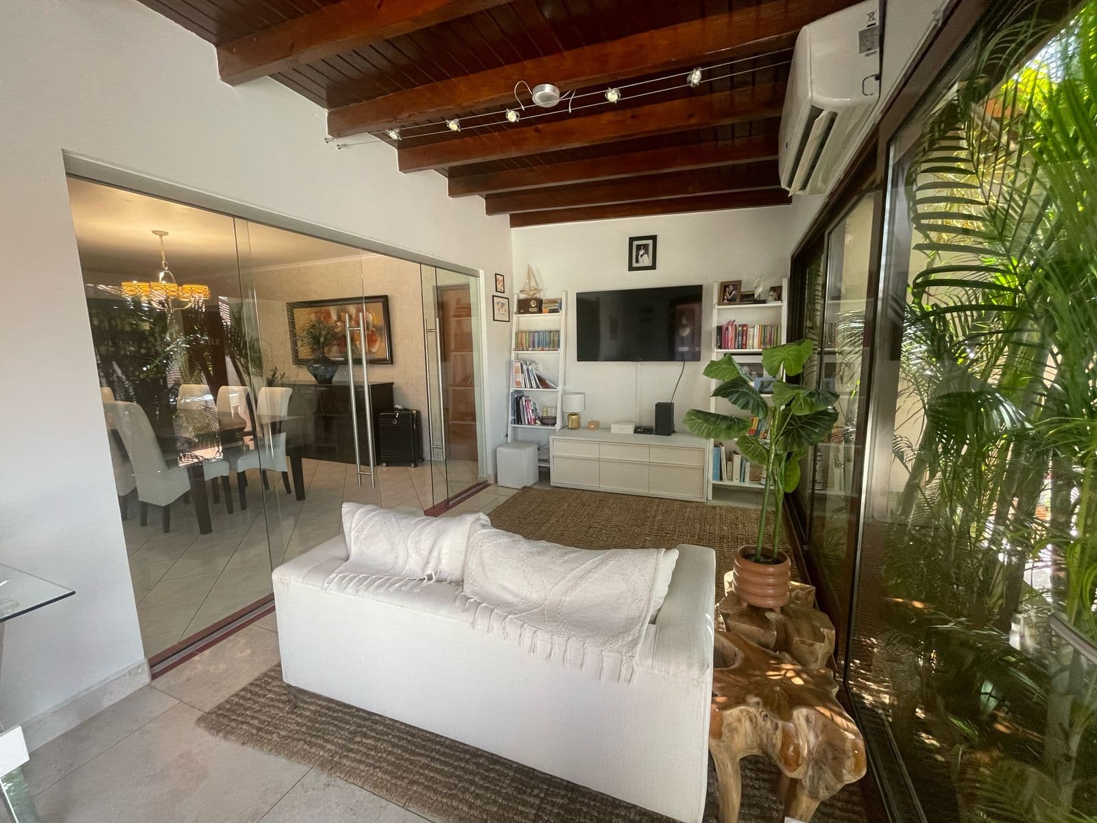 House With Pool – Wayaca Residence 423 photo 19