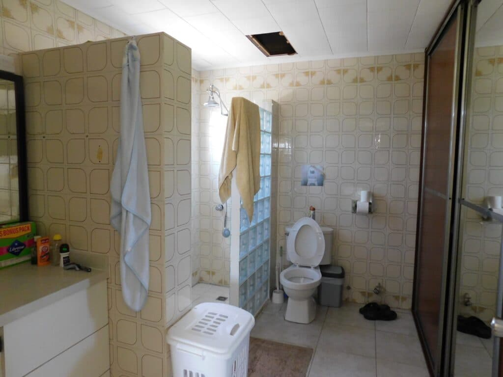 House For Sale - Rooi Taki 3 photo 10