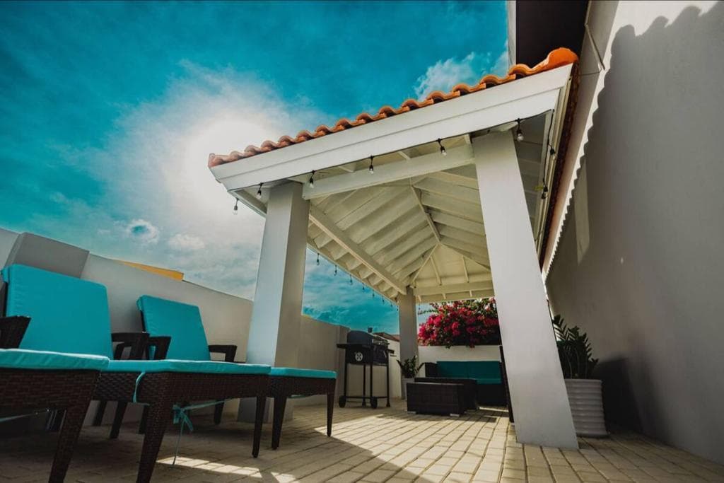 Luxury Apartment Complex photo 18