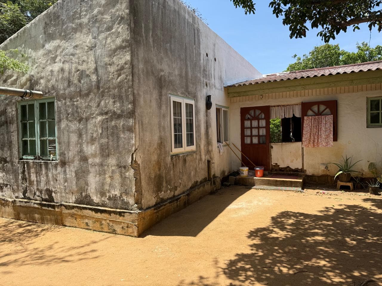 Fixer Upper House - Brazil 67C photo 3