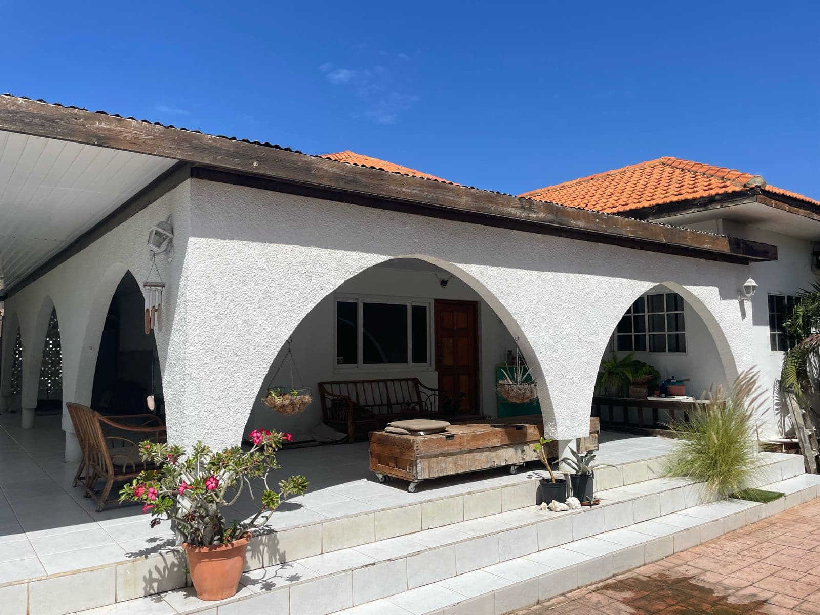 Charming House For Sale - Savaneta 334 photo 3