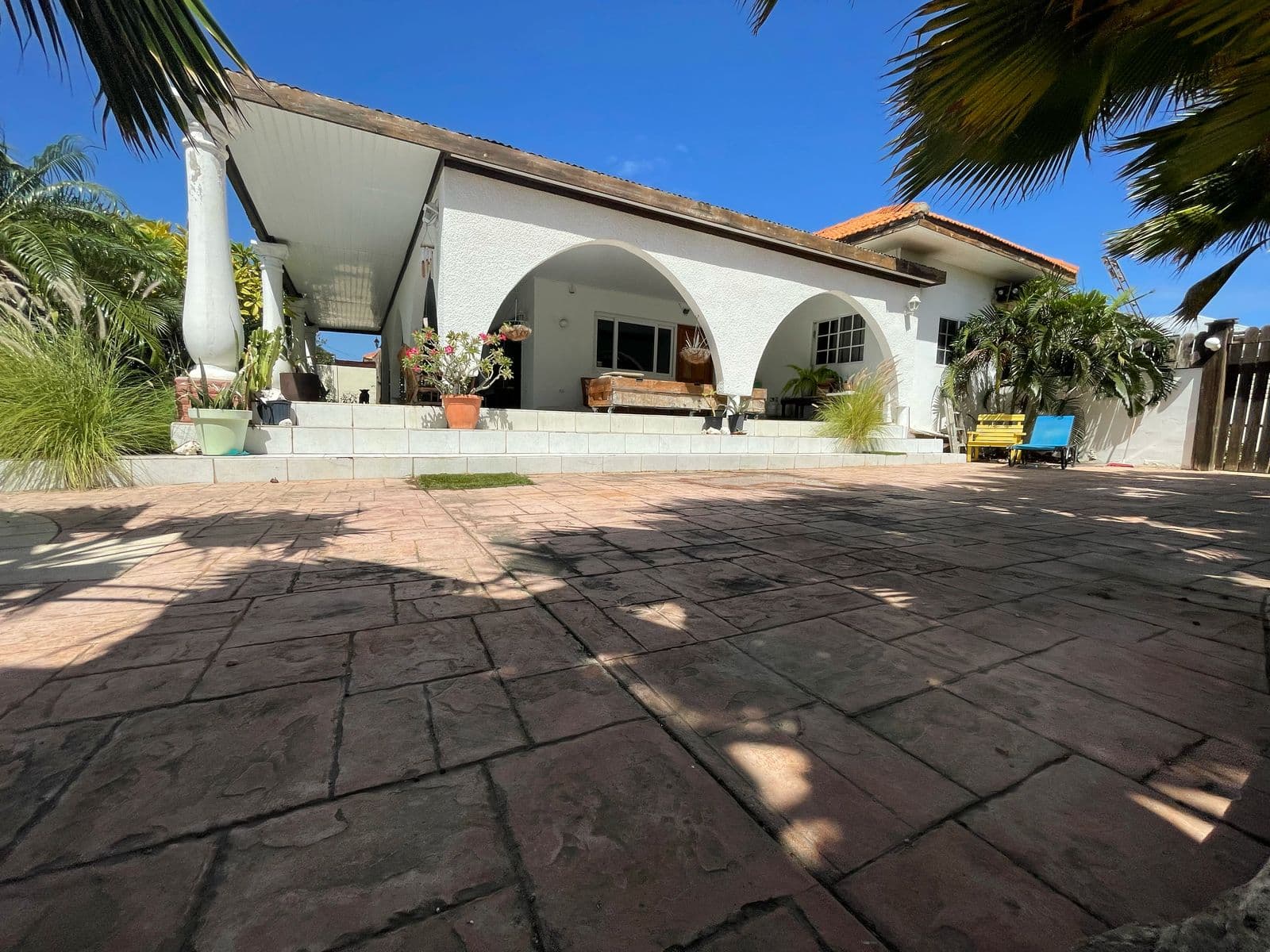 Charming House For Sale - Savaneta 334 photo 2
